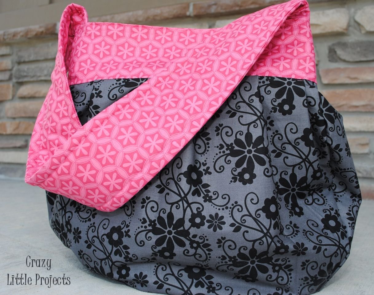 Sling Tote Tutorial - Crazy Little Projects