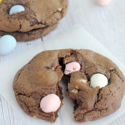 Amazing Cadbury Mini Egg Cookies