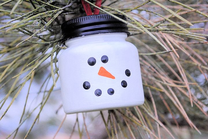 DIY Snowman Ornaments to make for Christmas