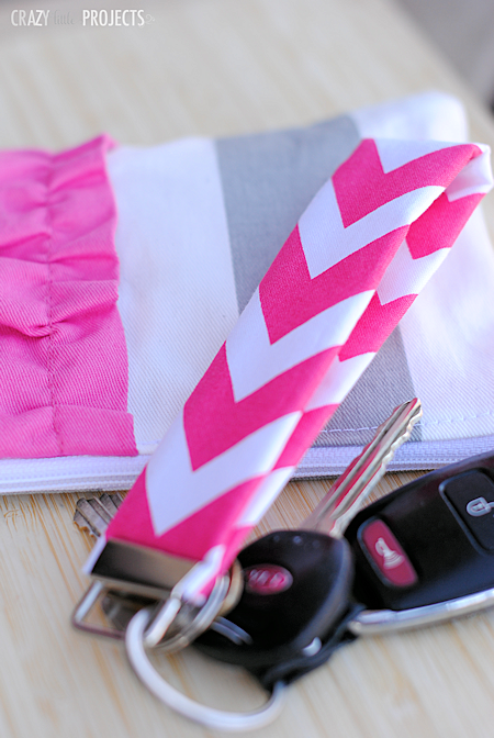 Two easy bag accessories to make: Key Fob and Ruffle Zipper Pouch