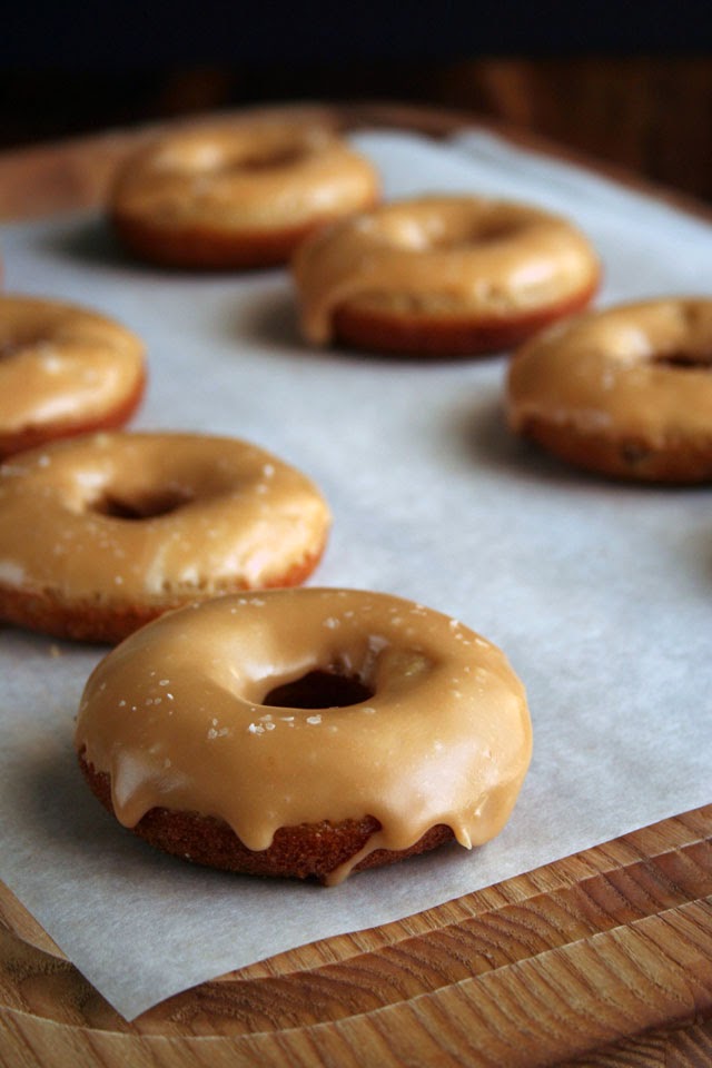 Baked_Salted_Caramel_Apple_Cider_Donuts3