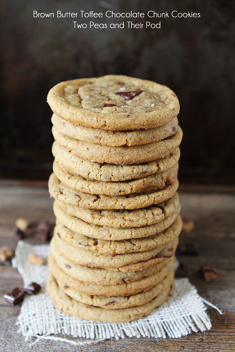 Brown-Butter-Toffee-Chocolate-Chunk-Cookies-7