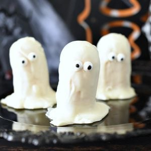 Ghost Twinkies Easy Halloween Treats